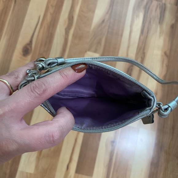 Coach wristlet - Picture 2 of 3